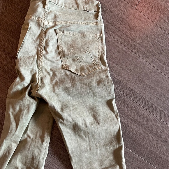 Mother Women's Army Green Denim High Wiasted Looker Ankle Fray Jeans Size 25 - Picture 4 of 4